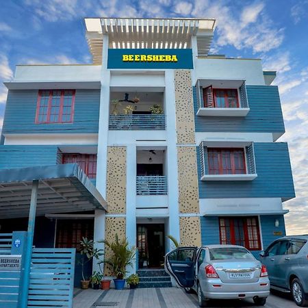 Beersheba Three Bed Room A/C Apartments Thiruvananthapuram Екстер'єр фото