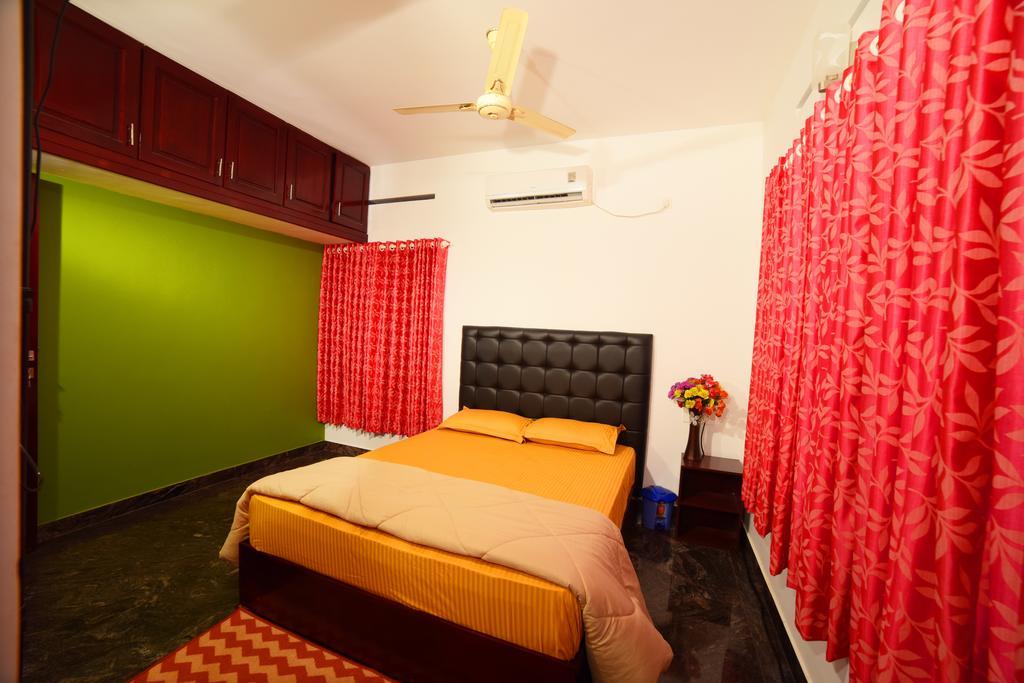 Beersheba Three Bed Room A/C Apartments Thiruvananthapuram Екстер'єр фото