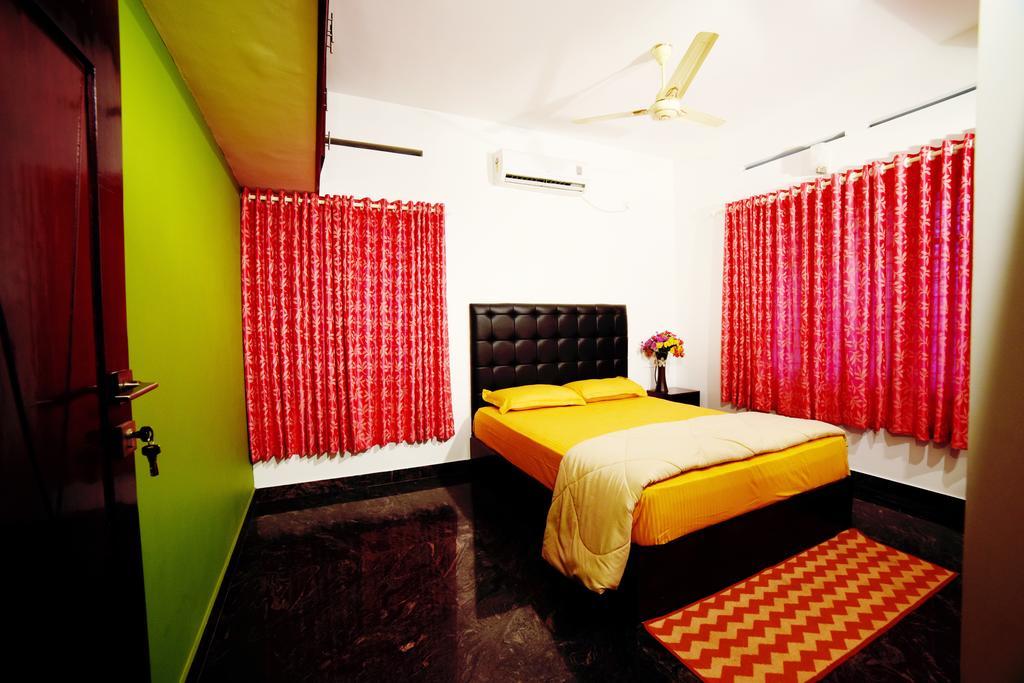 Beersheba Three Bed Room A/C Apartments Thiruvananthapuram Екстер'єр фото