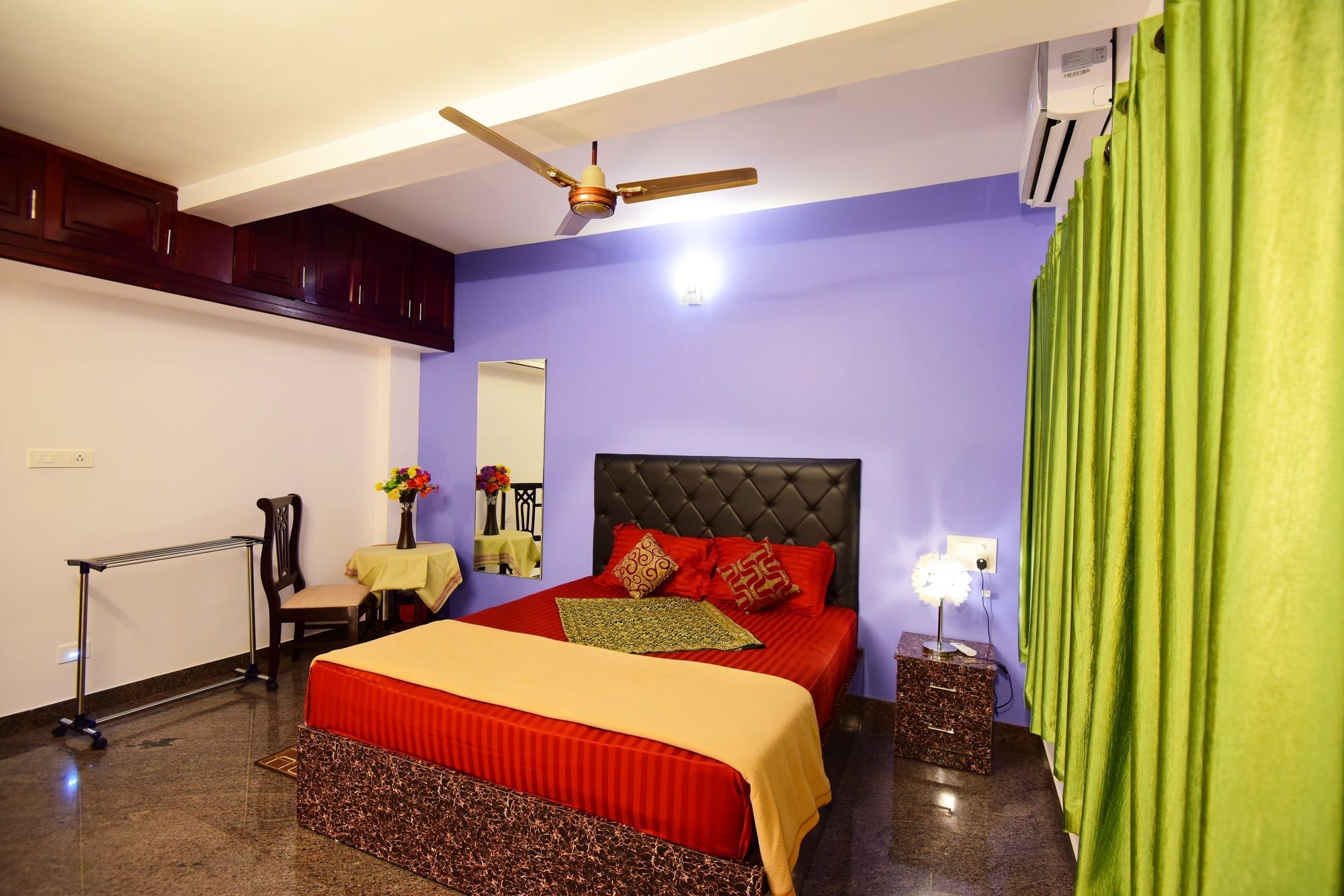 Beersheba Three Bed Room A/C Apartments Thiruvananthapuram Екстер'єр фото